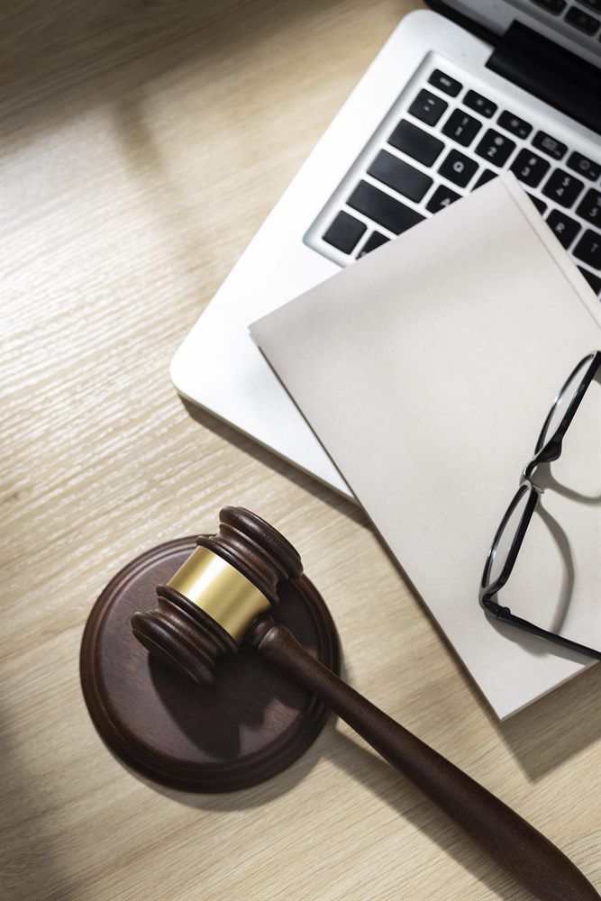 Mazo de juez &mdash; justicia laboral
